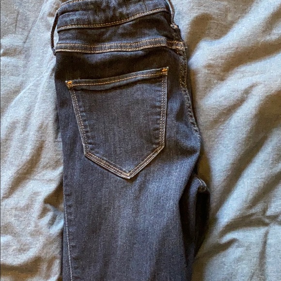 Jeans - Picture 2 of 6